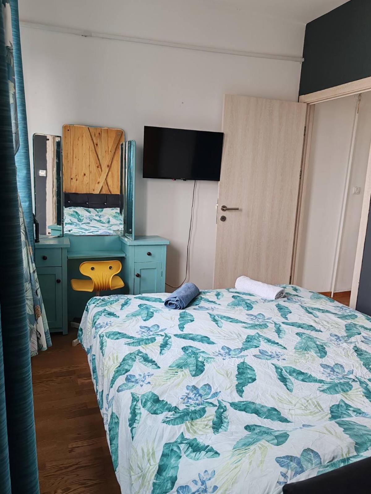 Spa Apartment Yang - Hot Tub, Sauna, Spa Novi Sad Extérieur photo